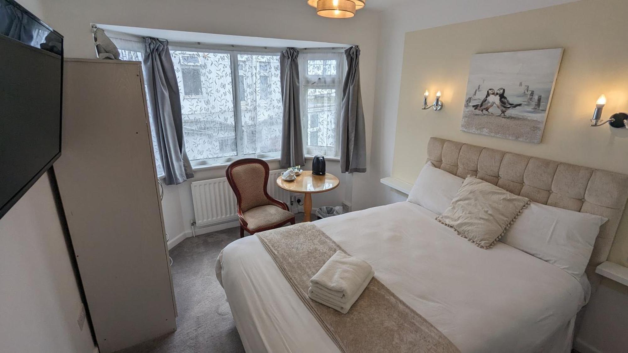Cecil Court Hotel Bornemouth Extérieur photo