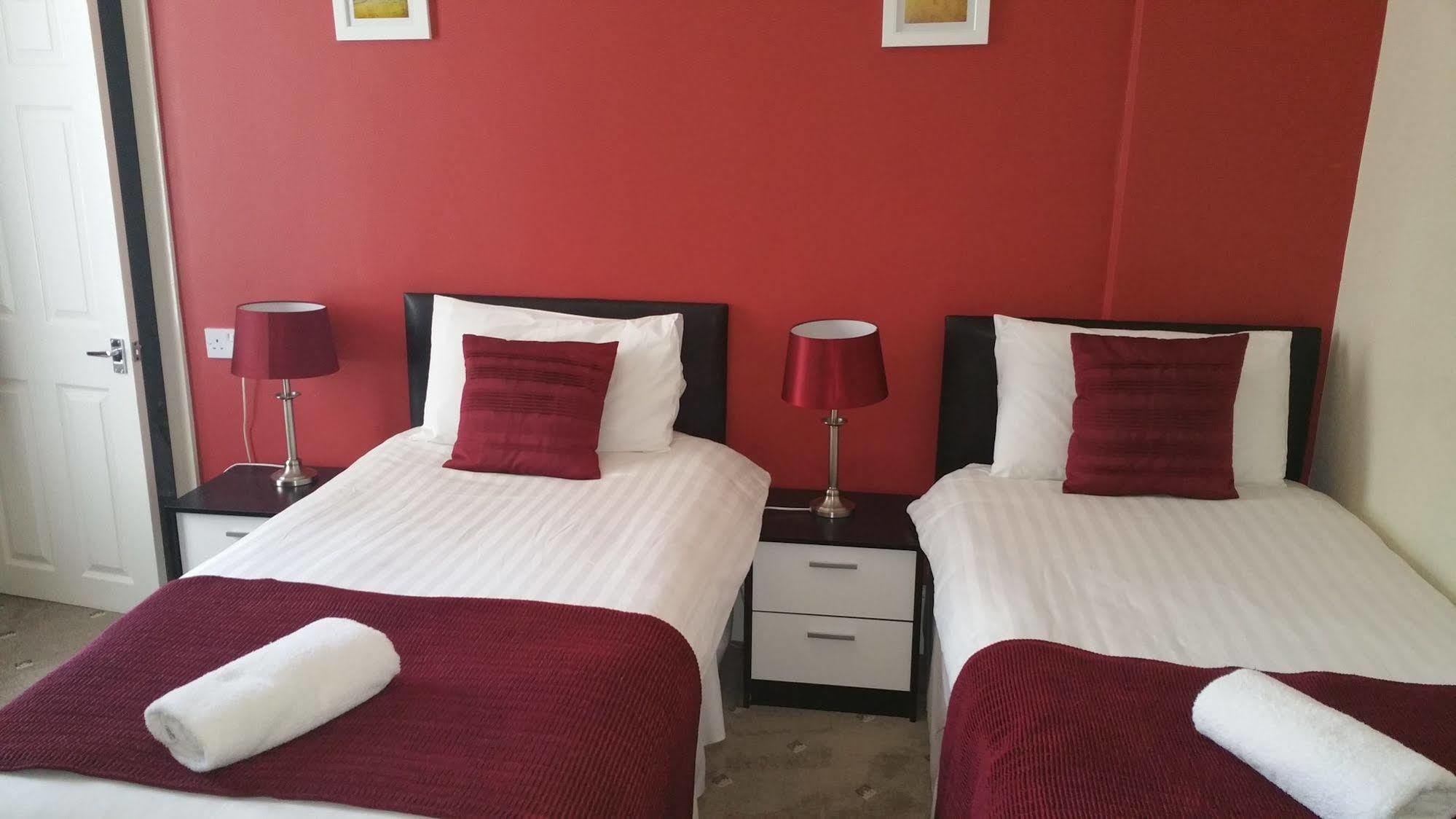 Cecil Court Hotel Bornemouth Extérieur photo